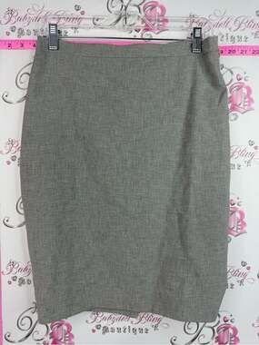 Holt renfrew skirt Women's Gray Pencil Skirt - Sleek Professional Style